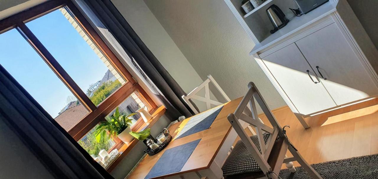 *To Hus* Wohnung Am Rande Von Jever Eksteriør billede